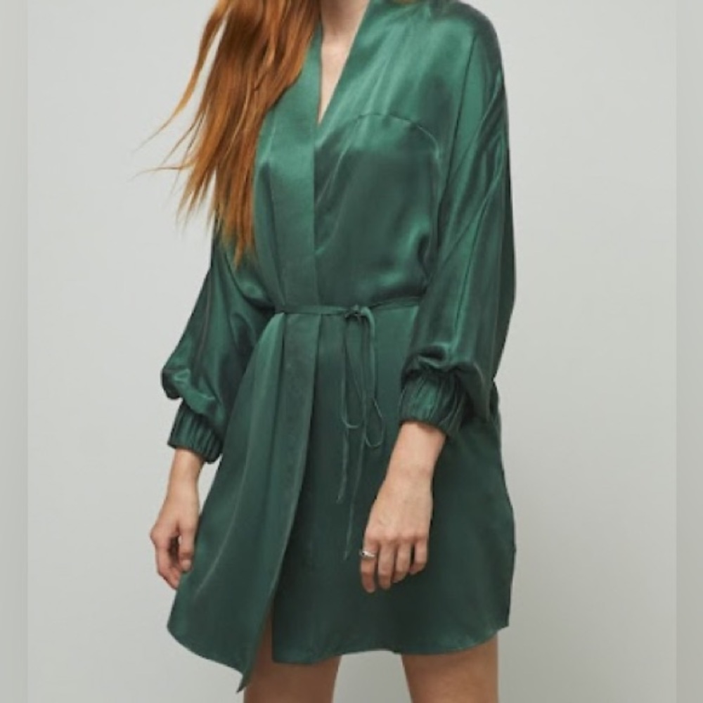 Lunya washable silk robe & washable silk set (shorts only)